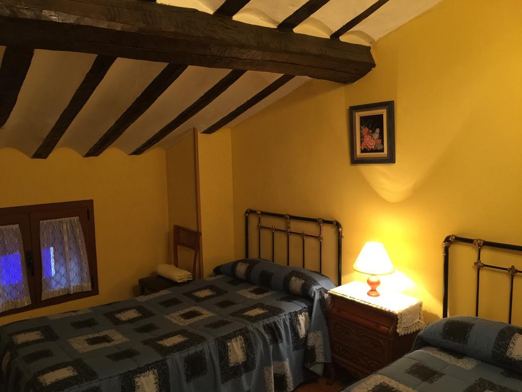 Bed and Breakfast La Alpargateria Вильяфранка-Монтес-де-Ока Экстерьер фото