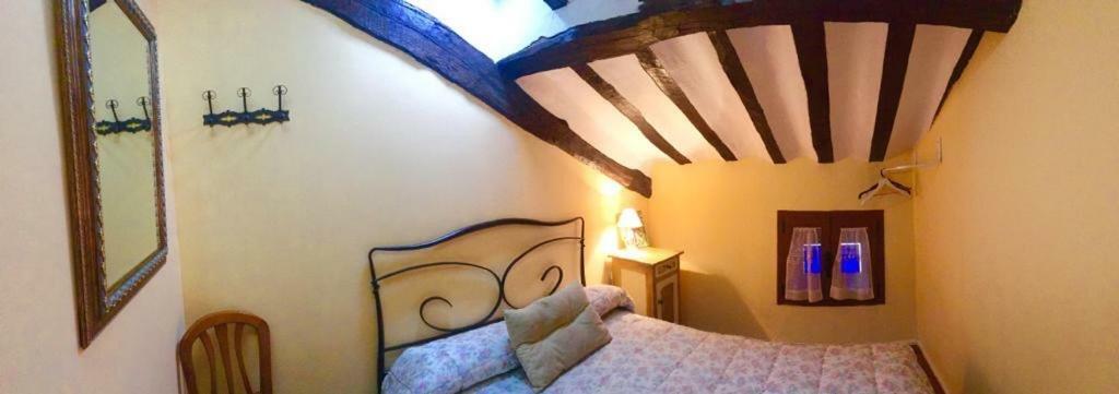Bed and Breakfast La Alpargateria Вильяфранка-Монтес-де-Ока Экстерьер фото