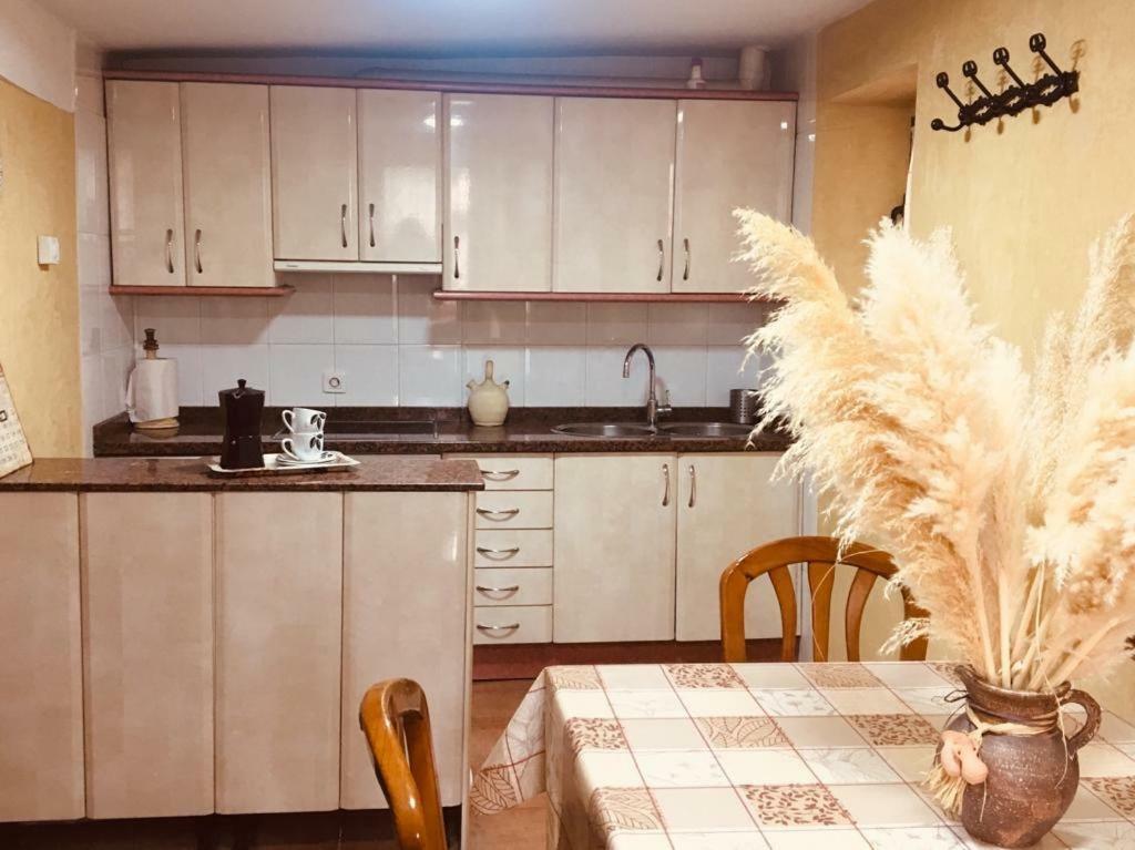 Bed and Breakfast La Alpargateria Вильяфранка-Монтес-де-Ока Экстерьер фото